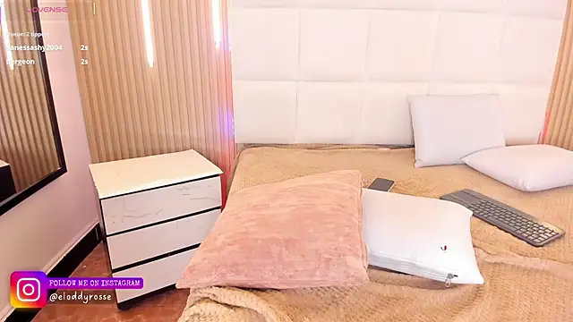 Elody rousse online show from November 10, 2025, 12:10 pm