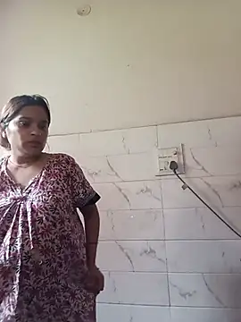 Trisha 71 online show from June 27, 2026, 4:07 am