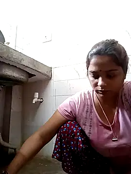 Trisha 71 online show from March 25, 2026, 4:01 am