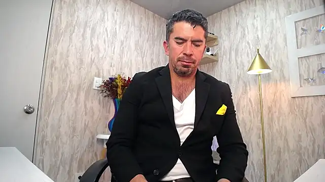 JuanKFit 45 online show from February 14, 2026, 3:29 am