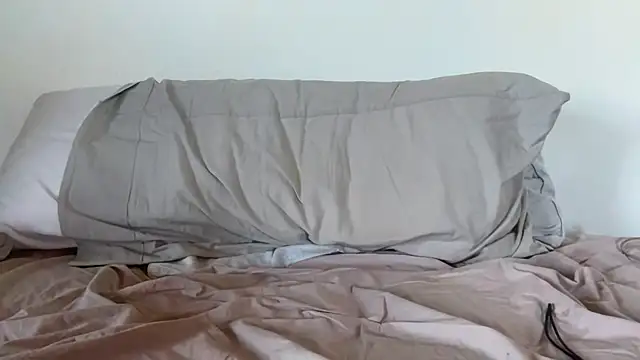 Snapshot of tony8miami chatting on November 23, 2025, 8:24 am tony8miami online show from November 23, 2025, 8:24 am