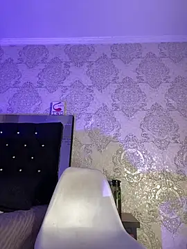 ThiagoBlaze online show from April 15, 2026, 11:05 am