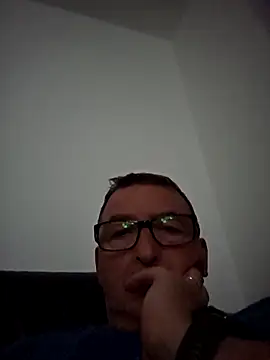 Oorse1966 online show from October 31, 2025, 10:05 pm