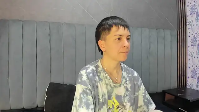  Hannah Hot online show from December 20, 2025, 1:41 am