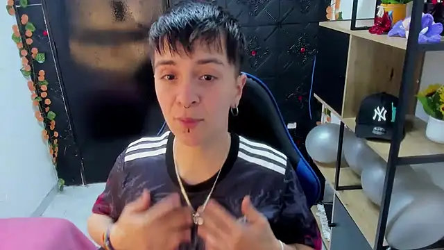  Hannah Hot online show from April 2, 2026, 2:19 am