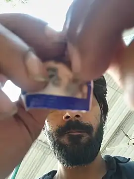 OmeningFurorji online show from November 2, 2025, 10:53 am