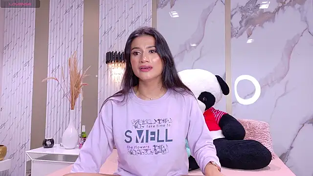 Sweet Mafe online show from November 19, 2025, 8:20 pm