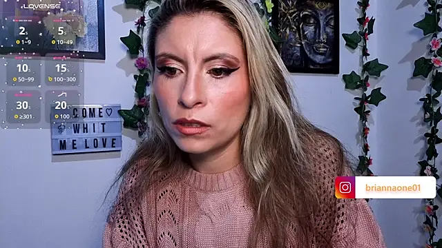 Snapshot of brianna_smoke chatting on May 13, 2026, 4:30 am brianna smoke online show from May 13, 2026, 4:30 am