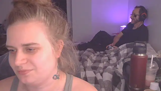 Sexyblonde12344 online show from November 28, 2025, 3:50 am