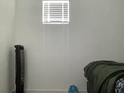 Snapshot of Unseenadam143 chatting on February 22, 2026, 7:37 pm Unseenadam143 online show from February 22, 2026, 7:37 pm