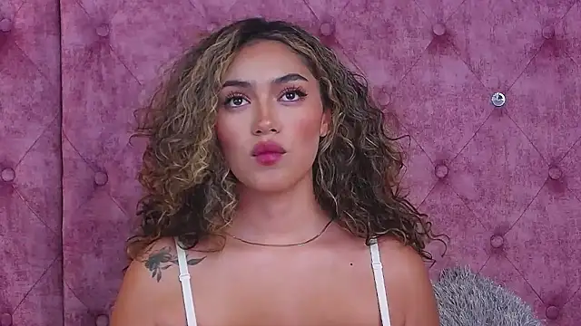 MaddisonBelucci online show from October 20, 2025, 12:13 am