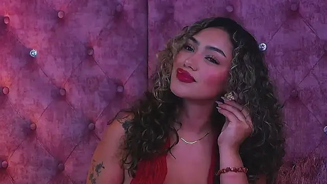 MaddisonBelucci online show from October 24, 2025, 8:41 pm