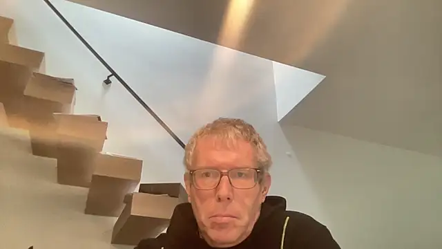 choupipat1 online show from February 14, 2026, 10:04 am