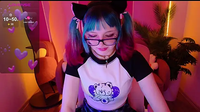 CoralineYoung online show from October 25, 2025, 5:50 am