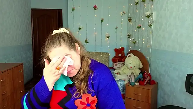 Audrey Aura online show from September 30, 2025, 5:13 am