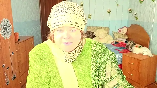 Audrey Aura online show from November 1, 2025, 5:47 am