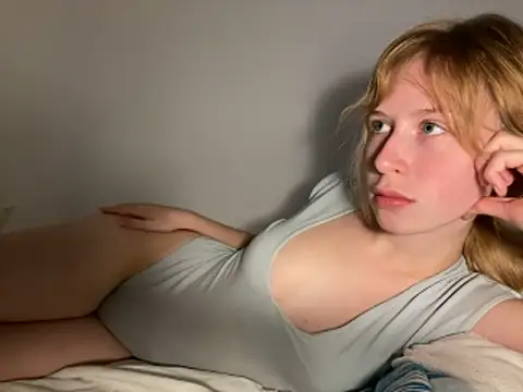 Lisa-5329 online show from November 17, 2025, 10:41 am