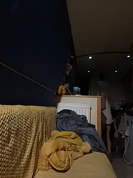 ladyboatlady online show from October 17, 2025, 5:55 am