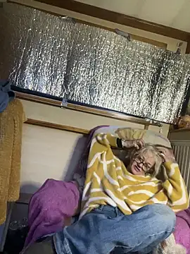 Snapshot of ladyboatlady chatting on March 1, 2026, 5:46 pm ladyboatlady online show from March 1, 2026, 5:46 pm