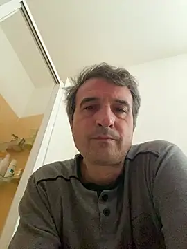 sasatimido online show from May 17, 2026, 6:57 am