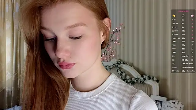 Juuulia  online show from February 23, 2026, 12:50 pm