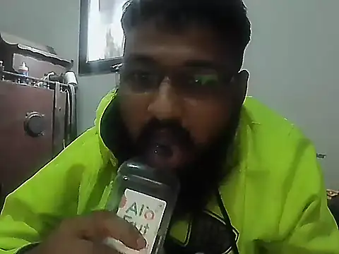 Snapshot of Dollseye chatting on November 25, 2025, 6:30 pm Dollseye online show from November 25, 2025, 6:30 pm