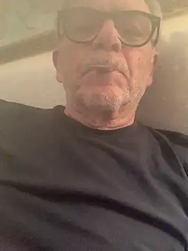 MARCO NI online show from February 15, 2026, 10:30 pm