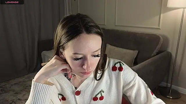 Snapshot of cutienaughtygirl chatting on November 24, 2025, 12:16 pm cutienaughtygirl online show from November 24, 2025, 12:16 pm