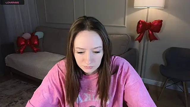 cutienaughtygirl online show from March 25, 2026, 8:03 am