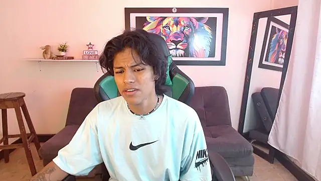 dreyk20 online show from October 27, 2025, 1:56 pm