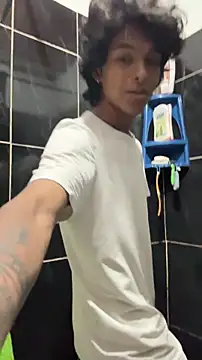 dreyk20 online show from February 9, 2026, 1:42 pm