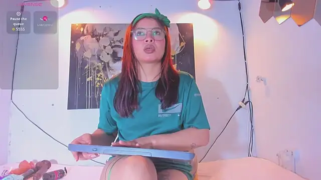 Karlaliones69 online show from March 30, 2026, 12:28 pm