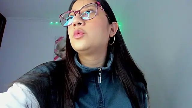 rouse red online show from November 15, 2025, 1:37 pm