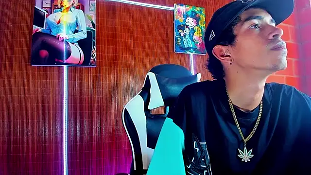 briamhoconor xh online show from February 14, 2026, 4:40 pm