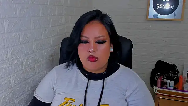 Snapshot of Arthemisa_tay69 chatting on February 5, 2026, 5:25 am Arthemisa tay69 online show from February 5, 2026, 5:25 am