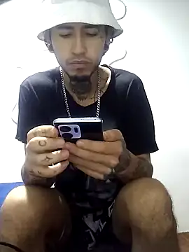 Tattoboy19cm online show from February 10, 2026, 11:31 am