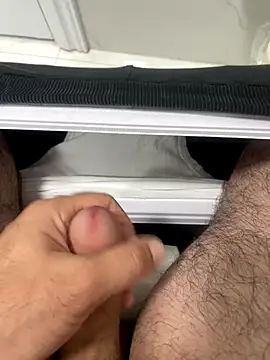 Heros2000 online show from October 25, 2025, 7:40 am