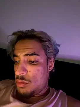 luluycoco online show from November 22, 2025, 8:24 am