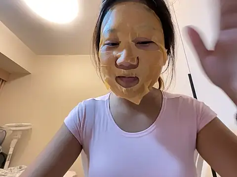 Snapshot of xena0501 chatting on October 17, 2025, 2:41 pm xena0501 online show from October 17, 2025, 2:41 pm