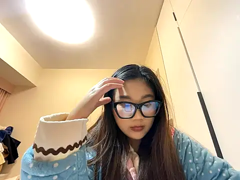 Snapshot of xena0501 chatting on November 29, 2025, 3:23 pm xena0501 online show from November 29, 2025, 3:23 pm