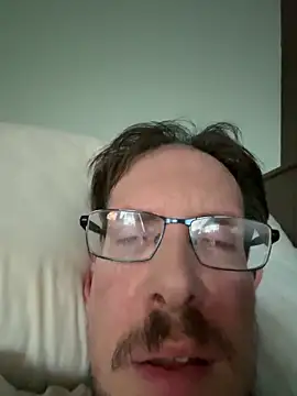 Snapshot of JJG327 chatting on October 23, 2025, 12:37 pm JJG327 online show from October 23, 2025, 12:37 pm