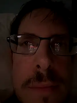 JJG327 online show from November 18, 2025, 5:11 am