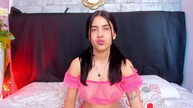 MaiaaCandy online show from January 17, 2026, 9:18 pm