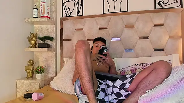 Lucass Blaze online show from September 23, 2025, 10:28 pm