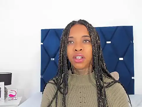 Pauline Fox online show from October 11, 2025, 2:12 am