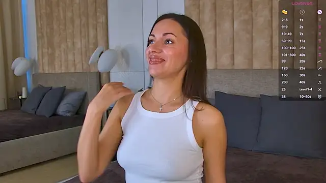 LollaSpencer online show from September 19, 2025, 2:43 pm