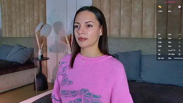 LollaSpencer online show from October 16, 2025, 4:37 pm