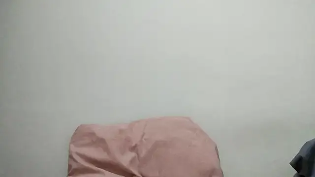 isabelly08ty online show from October 11, 2025, 8:10 pm