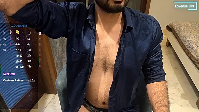 mlove902 online show from March 19, 2026, 1:11 pm