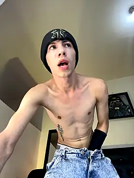 santiago cutex online show from November 5, 2025, 5:54 am